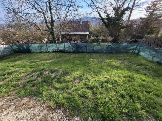 Eladó családi ház, Pomázon 150 M Ft, 5 szobás