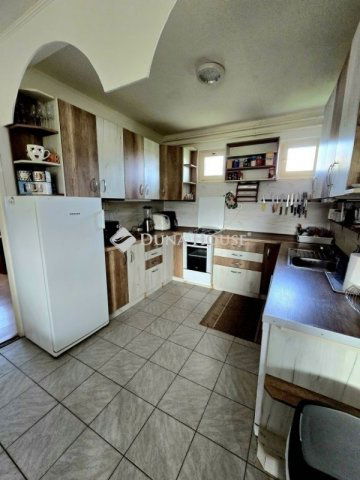 Eladó családi ház, Görcsönyben 79.9 M Ft, 3+2 szobás