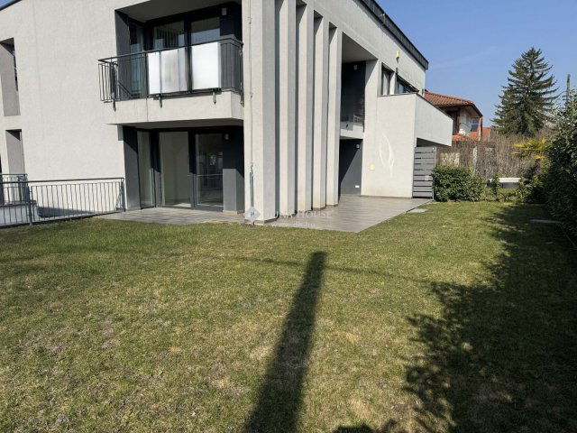 Eladó téglalakás, Budapesten, III. kerületben 120 M Ft, 2 szobás