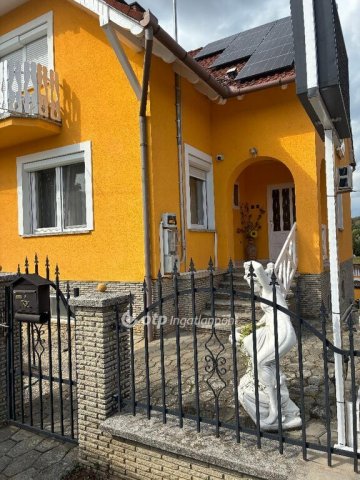 Eladó családi ház, Magyarszéken 110 M Ft, 5 szobás