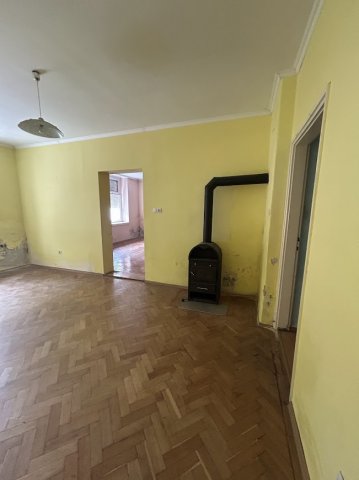 Eladó téglalakás, Kapuváron 26.5 M Ft, 2 szobás
