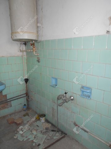 Eladó családi ház, Hegyhátszentjakabon 28 M Ft, 2 szobás