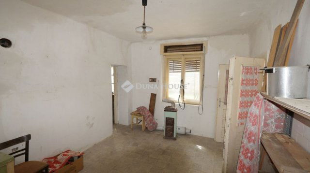 Eladó családi ház, Zalavégen 15.8 M Ft, 2 szobás