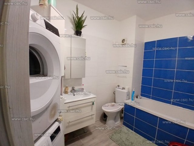 Eladó téglalakás, Budapesten, XVII. kerületben 72 M Ft