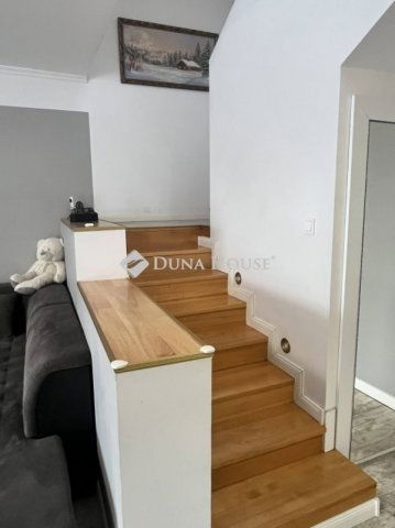 Eladó családi ház, Halásztelken 179.99 M Ft, 6 szobás