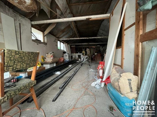 Eladó családi ház, Szegeden 38.9 M Ft, 5 szobás