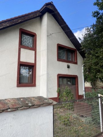 Eladó családi ház, Kecskeméten 69.9 M Ft, 5 szobás