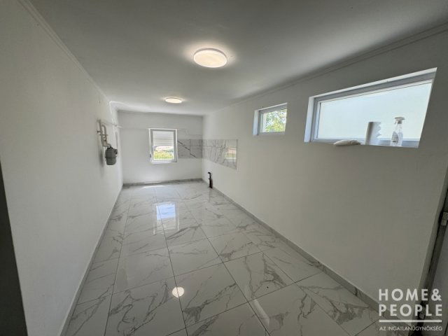 Eladó családi ház, Hódmezővásárhelyen 39 M Ft, 3 szobás