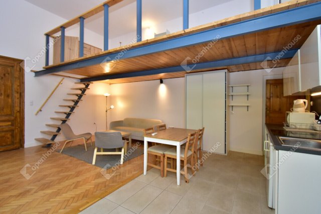 Kiadó téglalakás, albérlet, Szegeden 220 E Ft / hó, 1 szobás