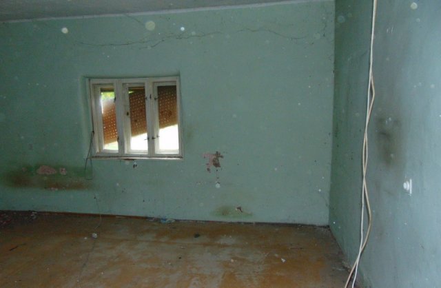 Eladó családi ház, Biharnagybajomban 3.88 M Ft, 1+1 szobás