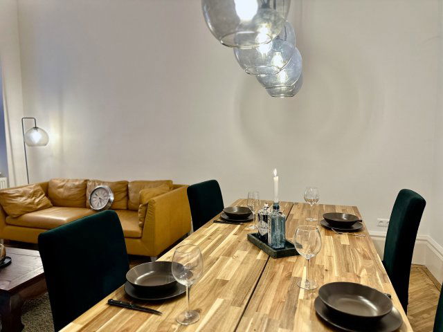 Eladó téglalakás, Budapesten, VI. kerületben 134.9 M Ft