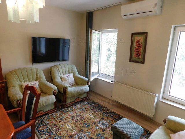 Kiadó téglalakás, albérlet, Siófokon 220 E Ft / hó, 3 szobás