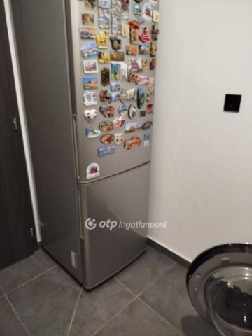 Eladó családi ház, Pécsett 139.5 M Ft, 3 szobás