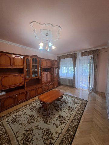 Eladó téglalakás, Debrecenben 90 M Ft, 3 szobás