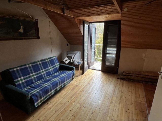 Eladó nyaraló, Gárdonyban 39 M Ft, 4 szobás