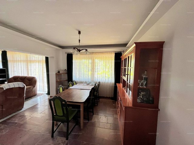 Eladó családi ház, Sükösdön 43 M Ft, 6 szobás