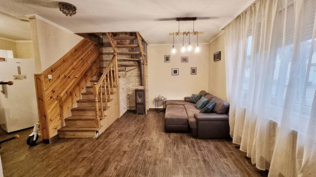 Eladó családi ház, Nyíregyházán 74 M Ft, 3+3 szobás