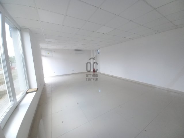 Kiadó ipari ingatlan, Tiszaújvárosban 346 E Ft / hó