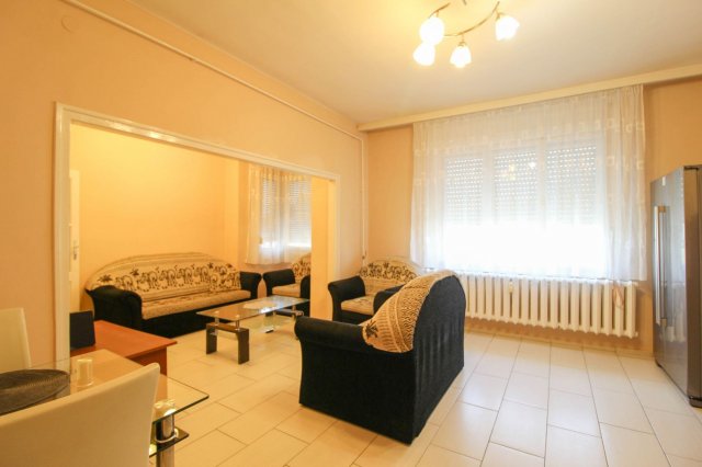 Kiadó téglalakás, albérlet, Debrecenben 350 E Ft / hó, 4 szobás