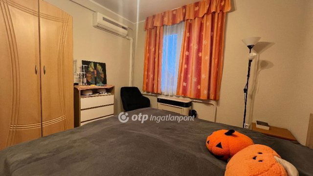 Eladó téglalakás, Egerben 54.9 M Ft, 3 szobás