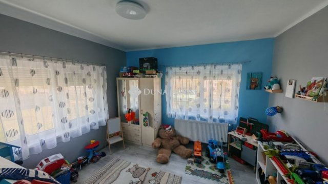 Eladó családi ház, Káváson 46.9 M Ft, 4 szobás