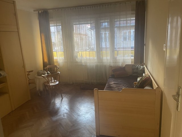 Kiadó téglalakás, albérlet, VII. kerületben, Madách Imre úton