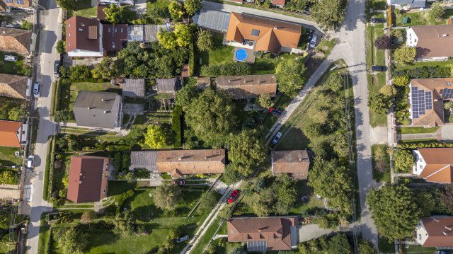 Eladó családi ház, Etyeken 36 M Ft, 2 szobás