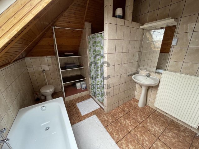 Eladó üzlethelyiség, Kalocsán 74.5 M Ft / költözzbe.hu