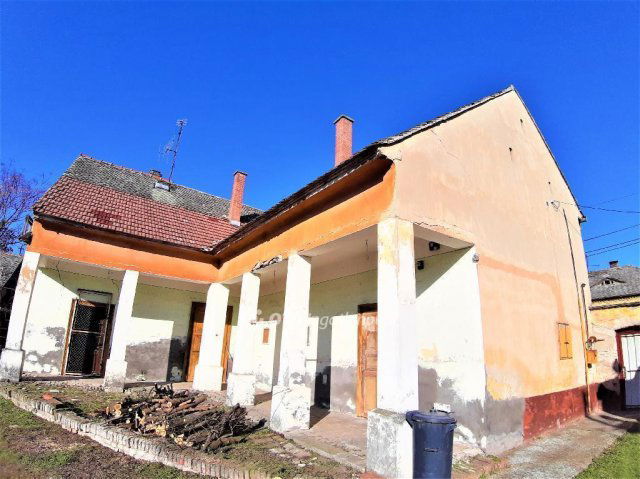 Eladó családi ház, Nagykőrösön 24.3 M Ft, 4 szobás