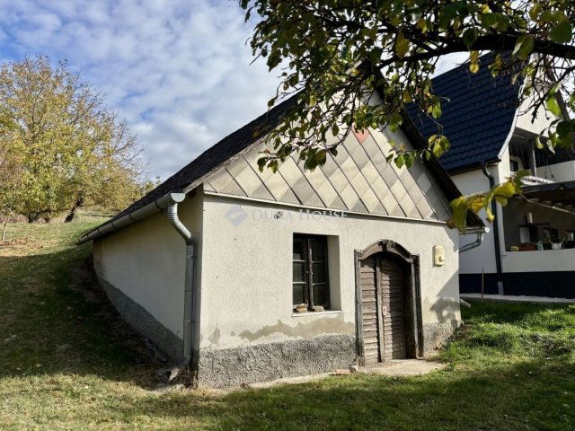 Eladó nyaraló, Nagysápon 10.5 M Ft, 1 szobás