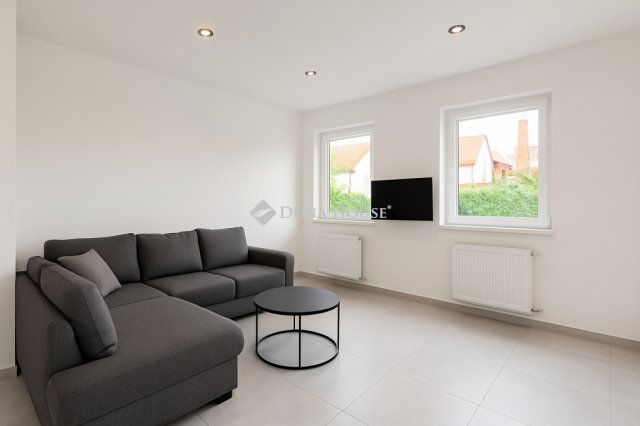 Eladó családi ház, Budapesten, XVIII. kerületben 99.9 M Ft