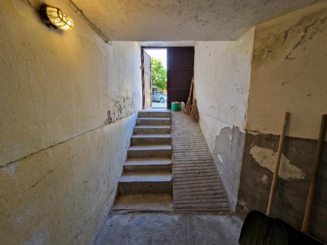 Eladó ipari ingatlan, Szegeden 15 M Ft / költözzbe.hu