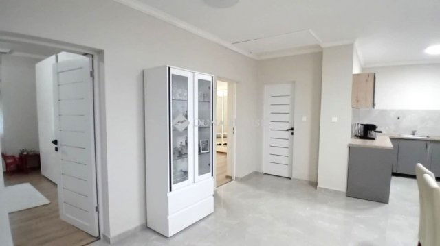 Eladó családi ház, Ságváron 53.9 M Ft, 3 szobás