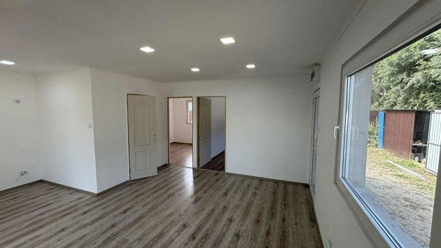 Eladó családi ház, Debrecenben, Fóliás utcában 26.9 M Ft
