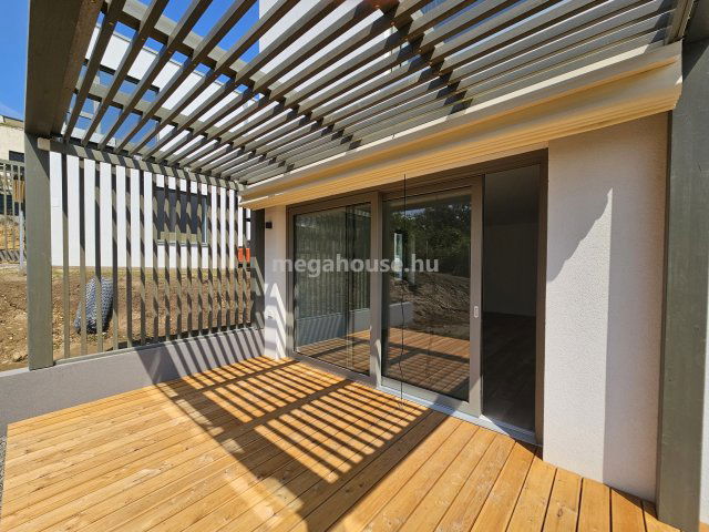 Eladó ikerház, Budapesten, XI. kerületben 244 M Ft, 4 szobás