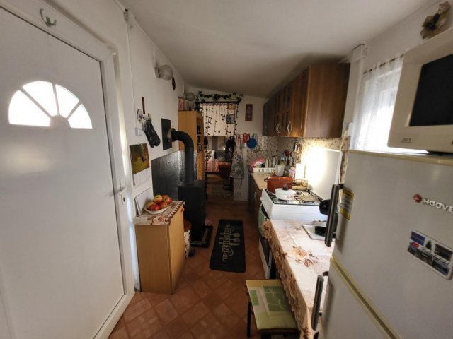 Eladó családi ház, Monoron 38 M Ft, 3 szobás