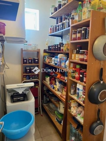 Eladó családi ház, Pécsváradon 49.9 M Ft, 4 szobás