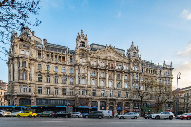 Eladó téglalakás, Budapesten, V. kerületben 399 M Ft, 4 szobás