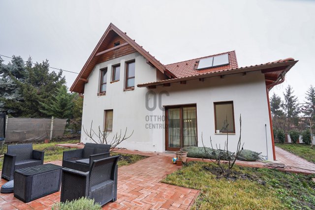 Eladó családi ház, Szentendrén 139 M Ft, 6 szobás