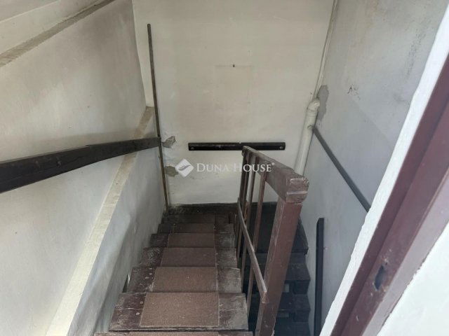 Eladó családi ház, Budapesten, XX. kerületben 79.999 M Ft