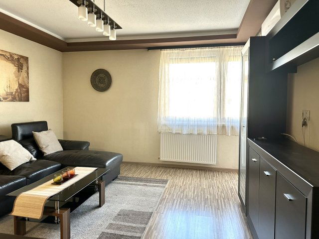 Kiadó téglalakás, albérlet, Győrött 200 E Ft / hó, 1+1 szobás