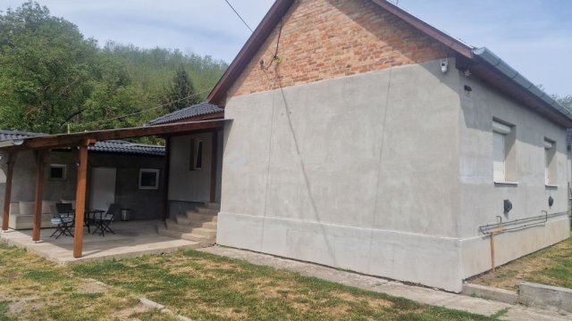 Eladó családi ház, Salgótarjánban 37.5 M Ft, 3 szobás