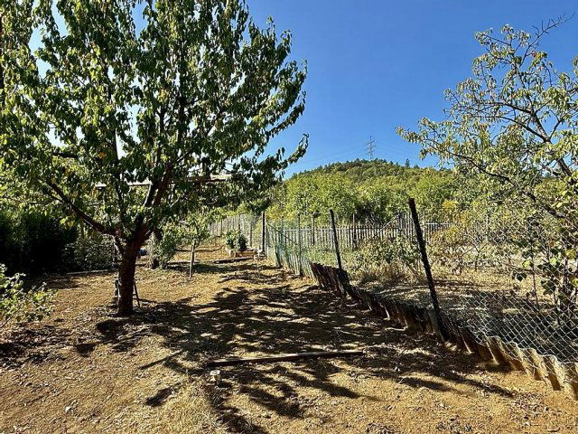 Eladó telek, Budapesten, III. kerületben 37.9 M Ft