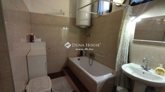 Eladó családi ház, Nagykátán 44 M Ft, 3 szobás