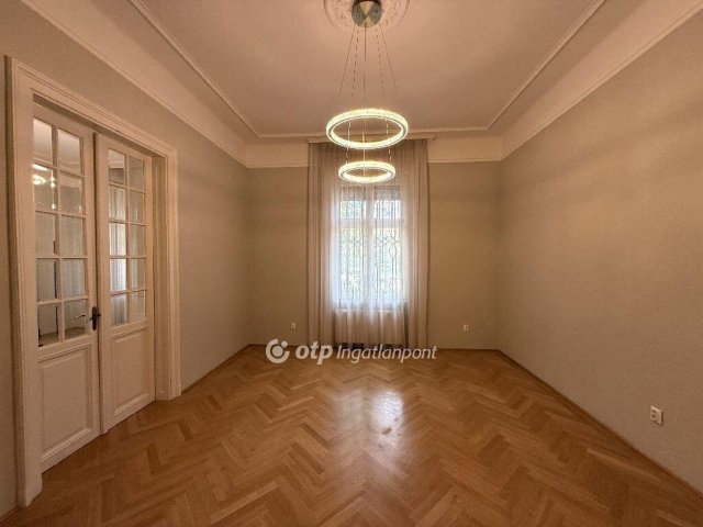 Eladó téglalakás, Budapesten, VI. kerületben 189.75 M Ft