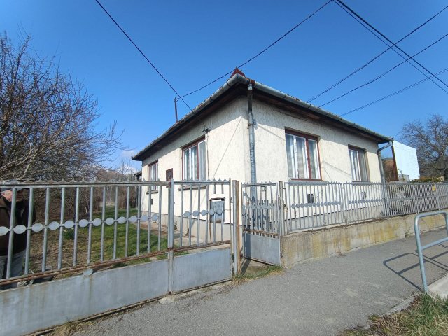 Eladó családi ház, Sárospatakon 32 M Ft, 4 szobás