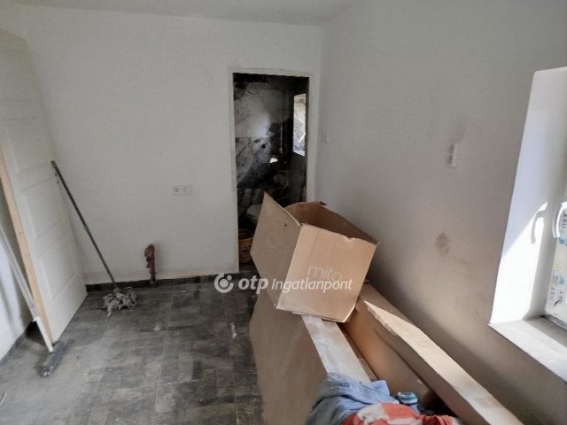 Eladó ikerház, Mohácson 15.9 M Ft, 2 szobás
