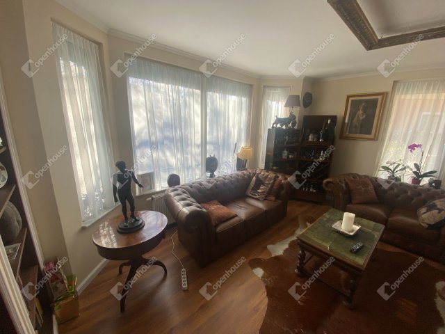 Eladó családi ház, Mosonmagyaróváron 135 M Ft, 5 szobás