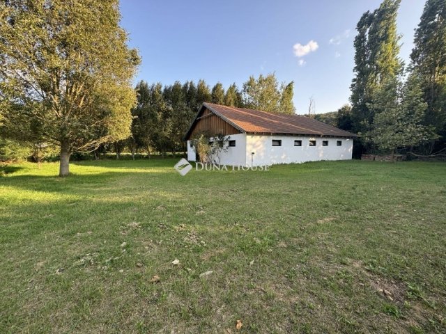 Eladó mezogazdasagi ingatlan, Budakeszin 65 M Ft
