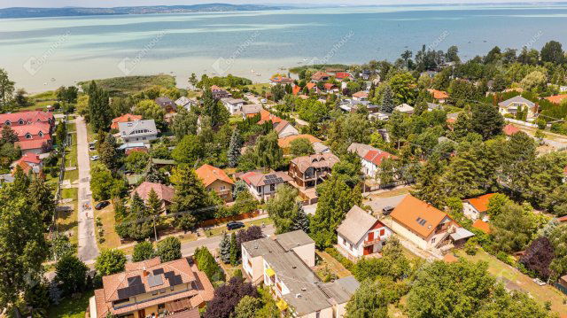 Eladó téglalakás, Zamárdiban 55 M Ft, 2 szobás
